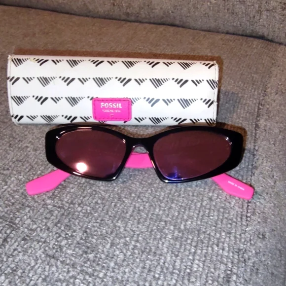 Marc Jacobs | Accessories | New Marc Jacobs Never Worn  display picture 1